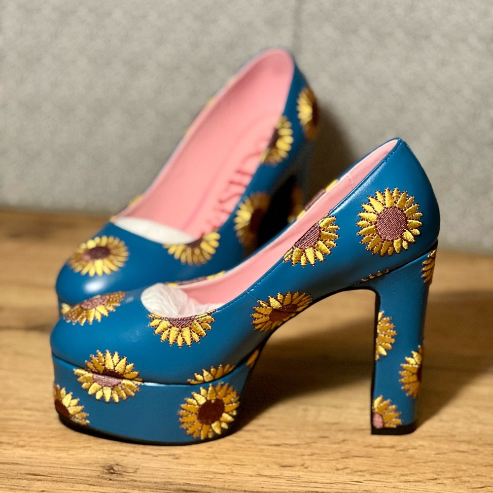 NIB Sunflower Heel Wide Fit, EU size 39